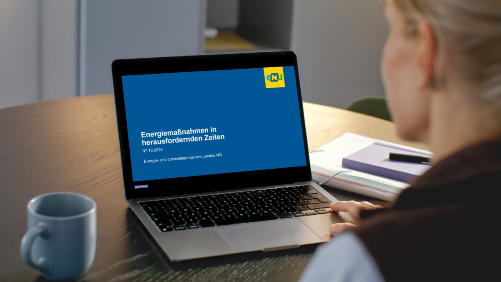 Beim Online-Seminar zu Energiesparma&szlig;nahmen in herausfordernden Zeiten wurde n&auml;her auf Themen wie PV und Speicher, geringinvestive Ma&szlig;nahmen und die Richtlinie EED III eingegangen. 