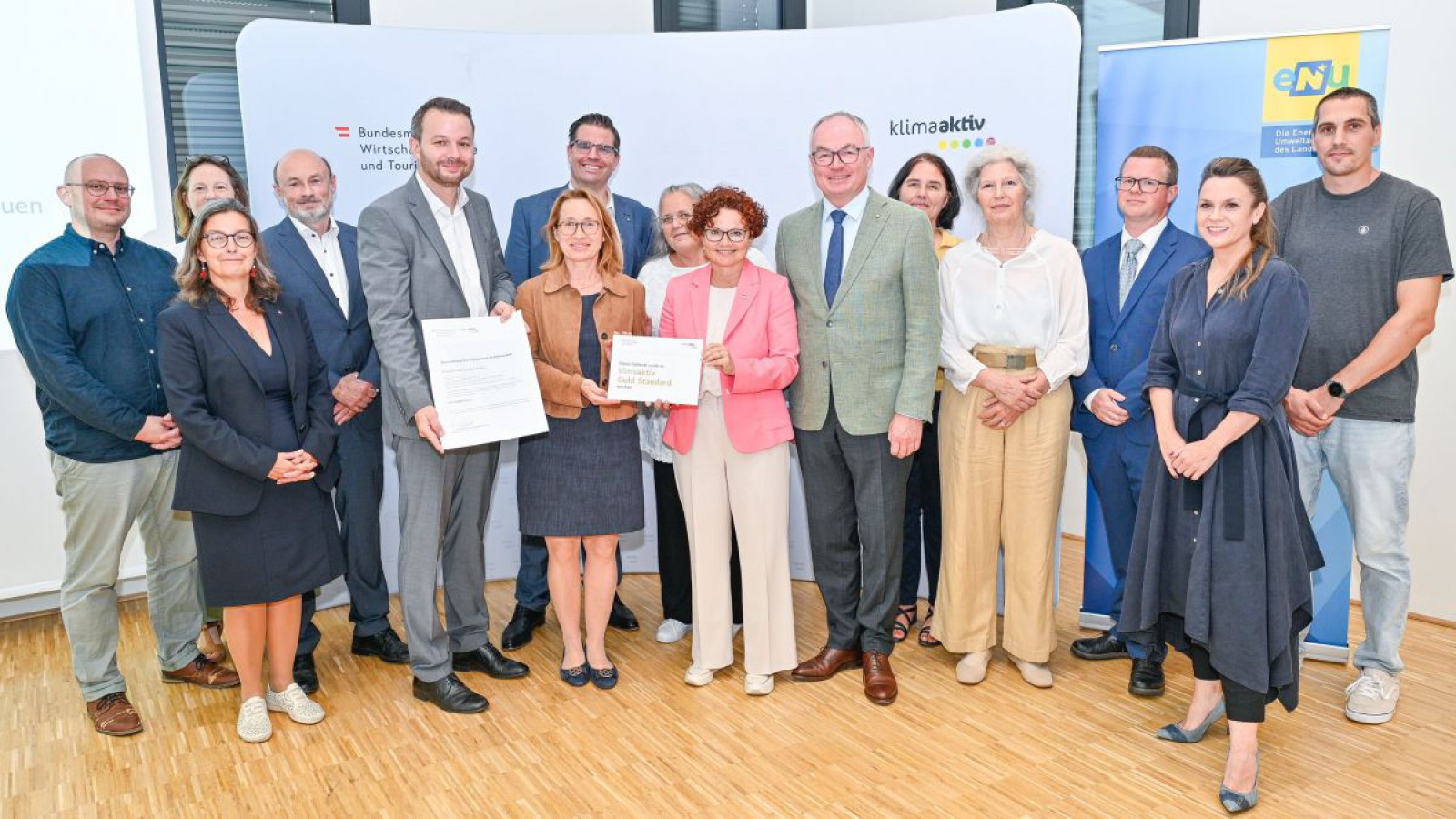 Gruppenfoto Auszeichnung Campus Krems