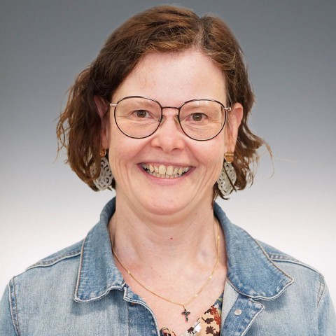 Portrait Mitarbeiterin Olivia Rechberger